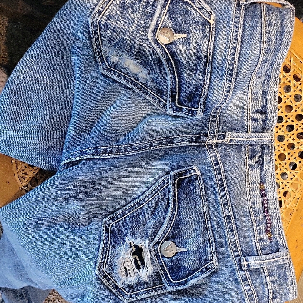 Stylish Blue Distressed Jeans